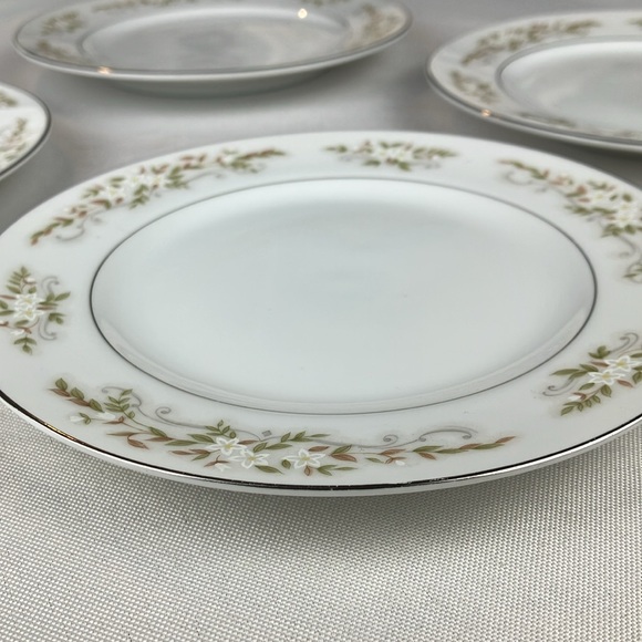 International Silver Co Fine China Bread&Butter Saucers 326 Springtime Lot of 4 - Picture 8 of 9